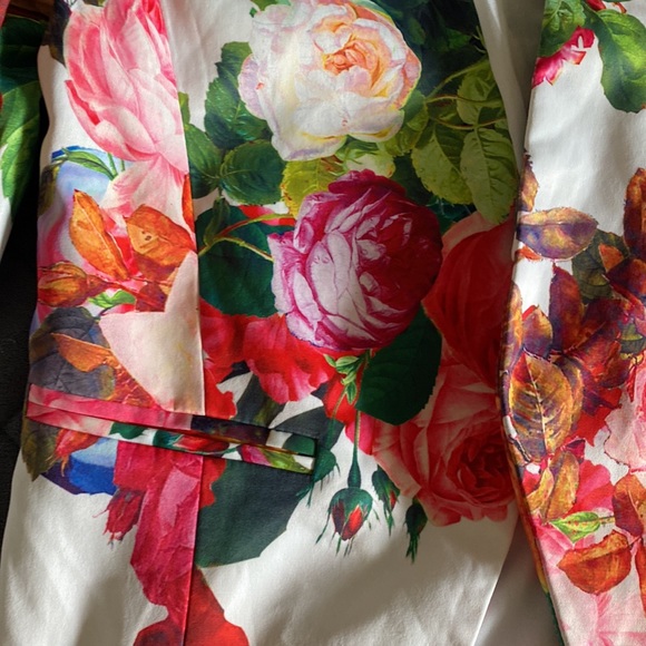 FashionNova Multicolor Floral Cut Blazer - Picture 3 of 3